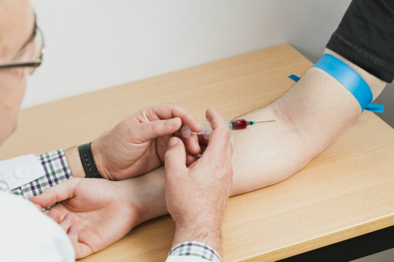 12 Tips for Getting Blood Drawn During a Lab Test